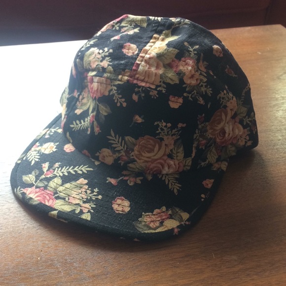 publish floral hat